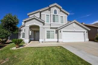 9956 N Ann Ave, Fresno, CA 93720