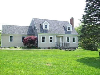 35 Old Farm Rd, Little Compton, RI 02837