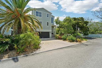 6330 Laguna Dr, Longboat Key, FL 34228