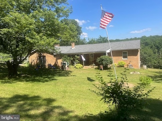 6395 Springfield Pike, Points, WV 25437