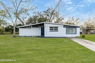 6904 Arques Rd, Jacksonville, FL 32205