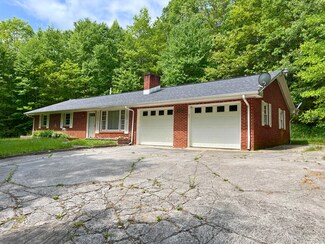 4800 Indian Valley Rd NW, Willis, VA 24380