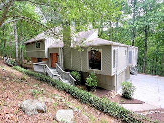 970 Pine Grove Pointe Dr, Roswell, GA 30075