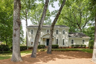1404 Vernon Dr N, Dunwoody, GA 30338