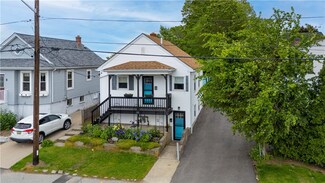 10 N County St Unit 1, East Providence, RI 02914