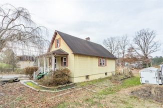 2317 W Hardies Rd, Gibsonia, PA 15044