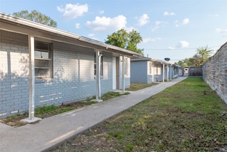 4755 Wilmington St Unit 1-6, Houston, TX 77033