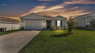 1725 Hilltop Dr, Dundee, FL 33838