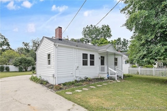128 W Circle Ct, Fayetteville, NC 28301
