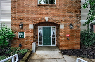 5461 Michelles Oak Ct, Cincinnati, OH 45248