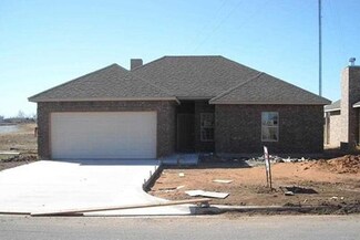 404 NW Granite Ave, Cache, OK 73527