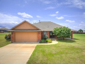 1861 Debbie Dr, Guthrie, OK 73044