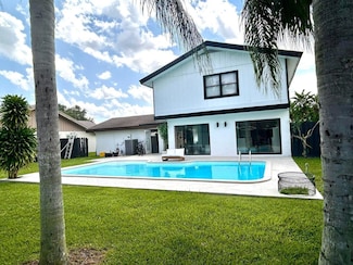 760 Windtree Way, Wellington, FL 33414