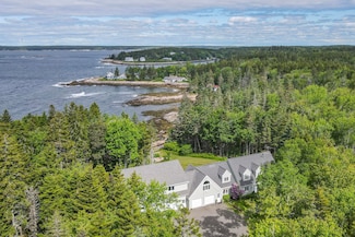 825 Hendricks Hill Rd, Newagen, ME 04576