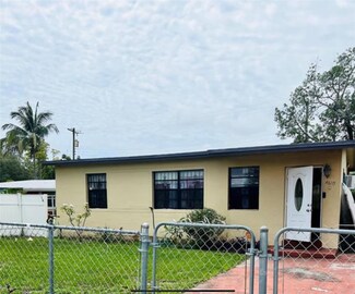 4610 SW 38th St, West Park, FL 33023
