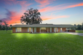 3857 Topsy Rd, Lake Charles, LA 70611