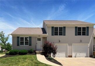 895 Quinebaug Ct, Brunswick, OH 44212