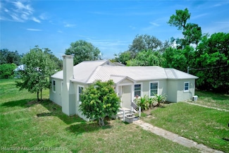 401 E Canfield St, Avon Park, FL 33825