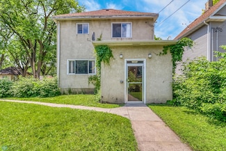 1002 10th St N, Fargo, ND 58102