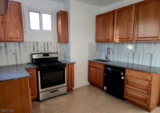204 Chancellor Ave Unit 2, Newark, NJ 07112