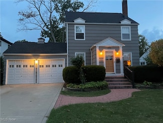 470 Columbia Rd, Bay Village, OH 44140