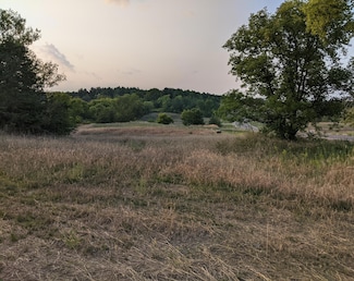 1002 Moon Glow Rd, Hudson, WI 54016