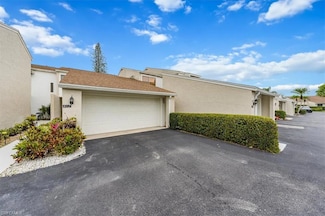 402 Bristle Cone Ln Unit 2, Naples, FL 34113