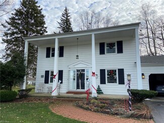 4240 Lake Rd W, Ashtabula, OH 44004