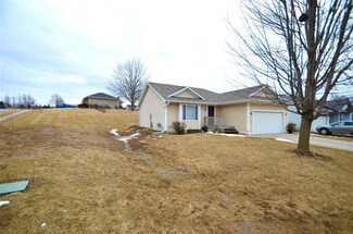 620 Evans Blvd, Pleasant Hill, IA 50327
