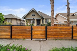 1320 W 50th St, Los Angeles, CA 90037