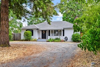275 W Park St, Grants Pass, OR 97527