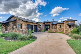107 Megan Ln, Horseshoe Bay, TX 78657