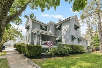 14 Fairfield St, Salem, MA 01970