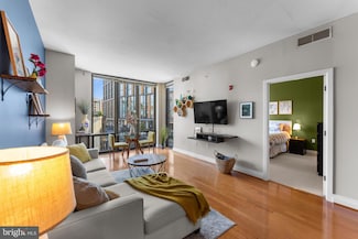 2120 Vermont Ave NW Unit 307, Washington, DC 20001