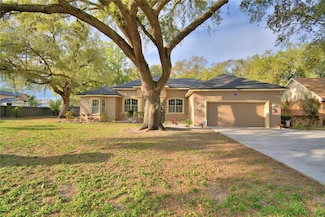 1 Lake Eloise Ln, Winter Haven, FL 33884