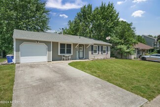 7 Nautilus Ave, Barnegat, NJ 08005