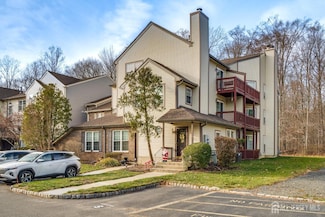 7102 Elm Ct, Monmouth Junction, NJ 08852