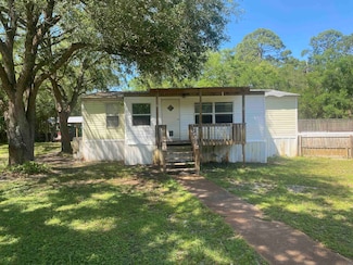 92 Koch St, Panacea, FL 32346