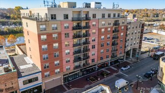 50 S Grove Ave Unit 301, Elgin, IL 60120