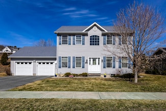 252 Butternut Rd, White River Junction, VT 05001