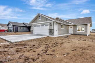 1449 Steamboat Trail, Brookings, SD 57006
