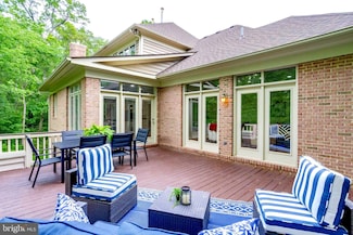 12016 Creekbend Dr, Reston, VA 20194