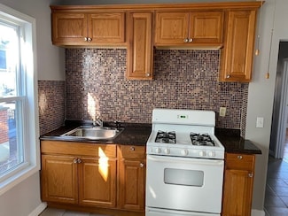 387 Salem St Unit 1, Medford, MA 02155