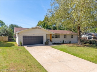 1004 S 67th Ln, Fort Smith, AR 72903