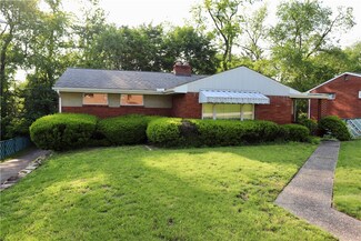 1341 Foxboro Dr, Monroeville, PA 15146