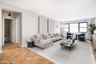 305 E 72nd St Unit 11C, New York, NY 10021
