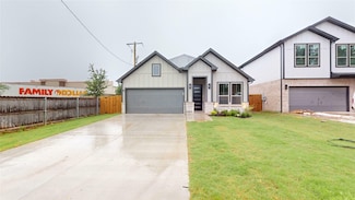 6835 Rutland Dr, Arlington, TX 76002