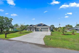 1302 SE Naples Ln, Port Saint Lucie, FL 34983