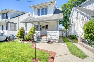 26 Montell St, Staten Island, NY 10302