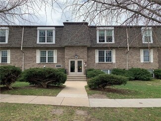 1110 E 6th St Unit 7, Des Moines, IA 50316